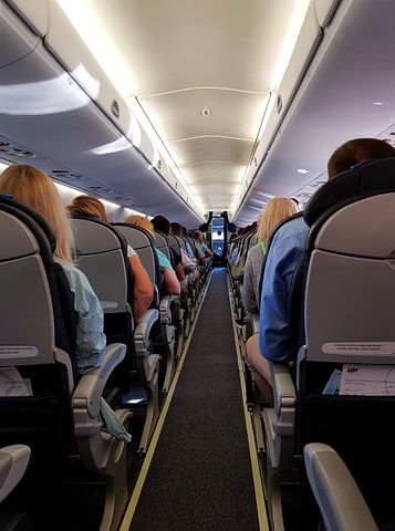 Passengers 4597173 480, Missy E