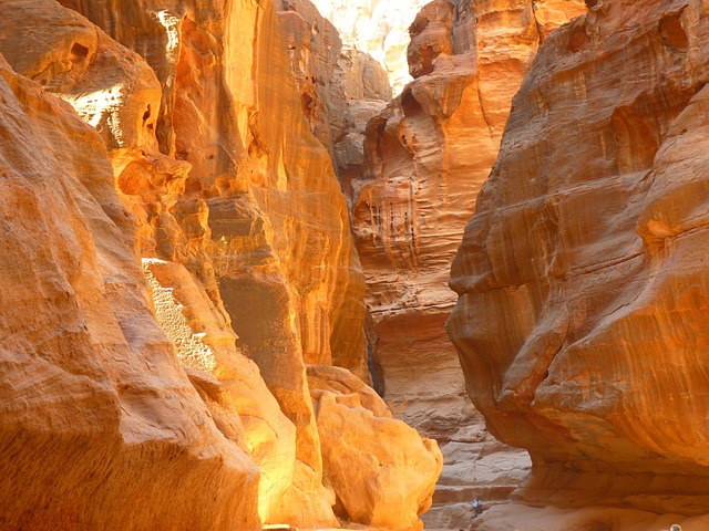 Siq 2990 640, Missy E